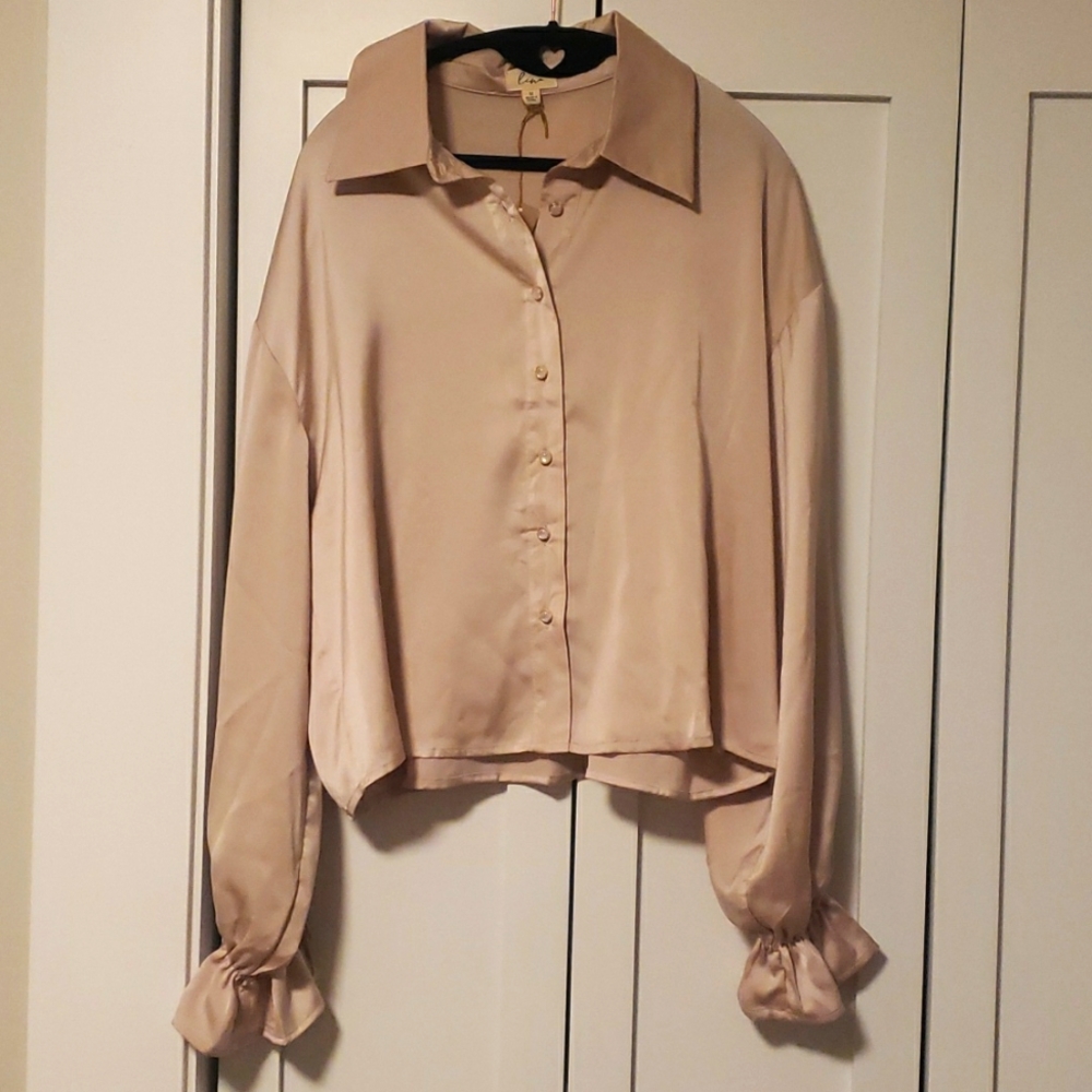 Taupe Long Sleeve Blouse w Pearl-like Buttons